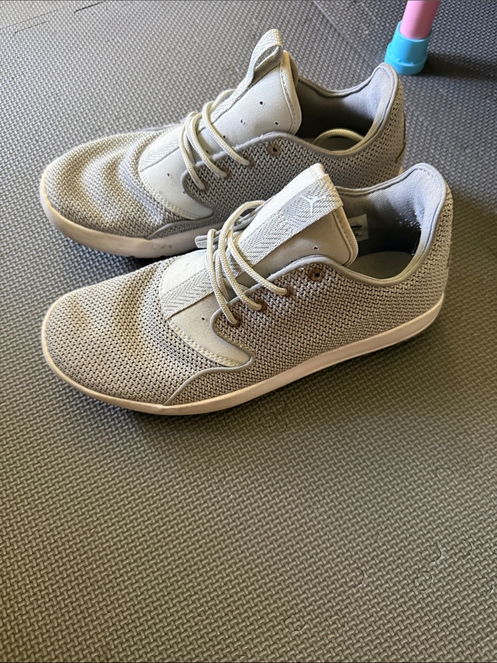 Jordan eclipse- Light Gray - Picture 2 of 6